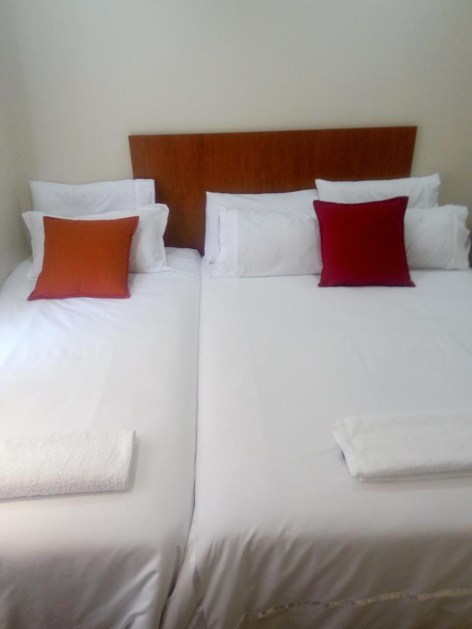 Eros Guest Inn Francistown Esterno foto